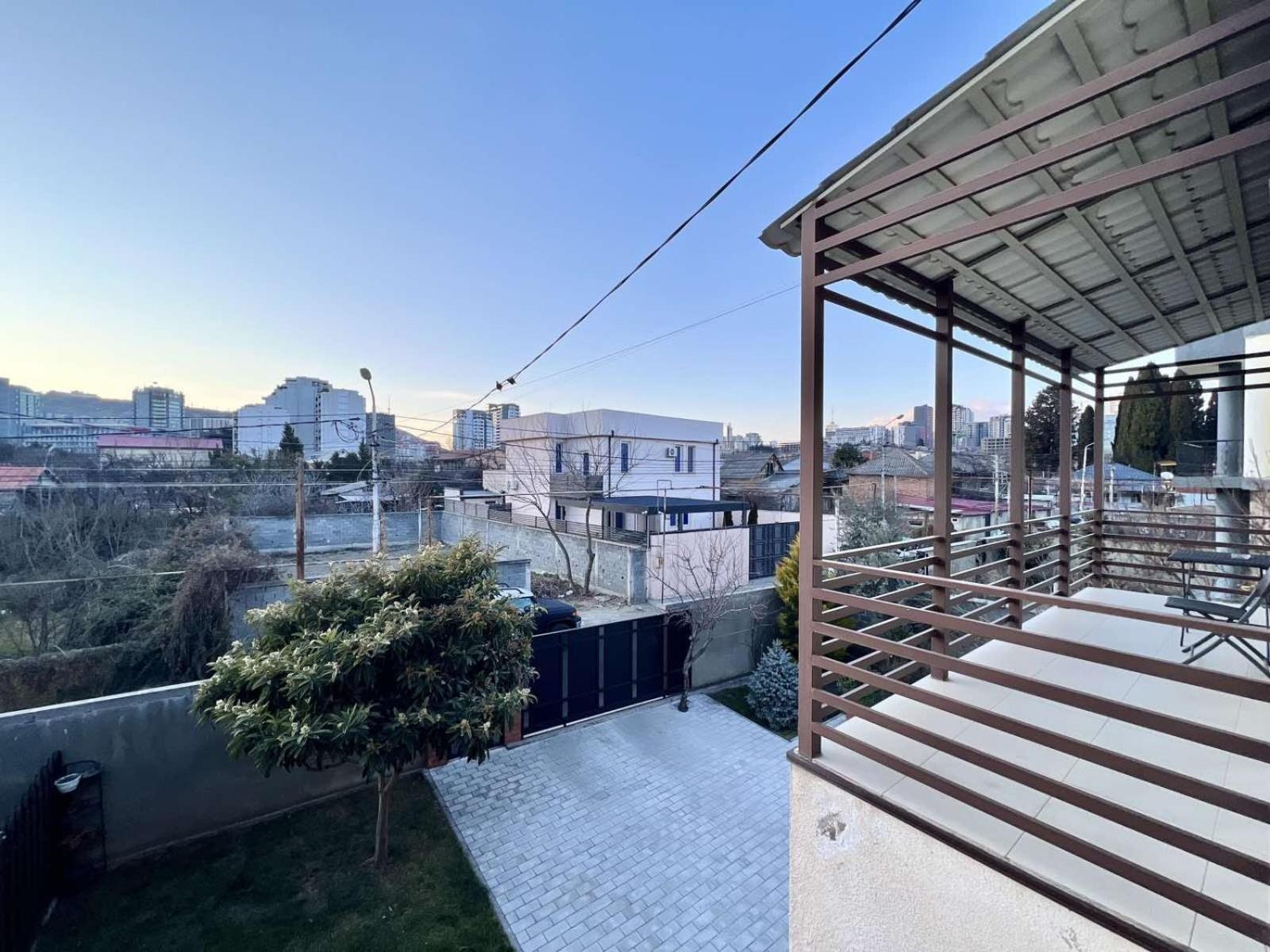 Villa In Tbilisi Eksteriør billede